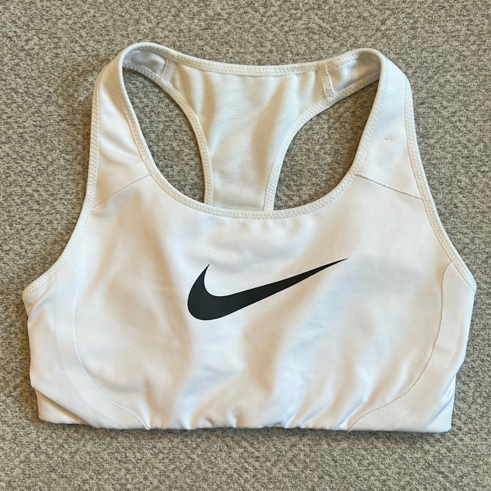 Nike sports bra, white XS
